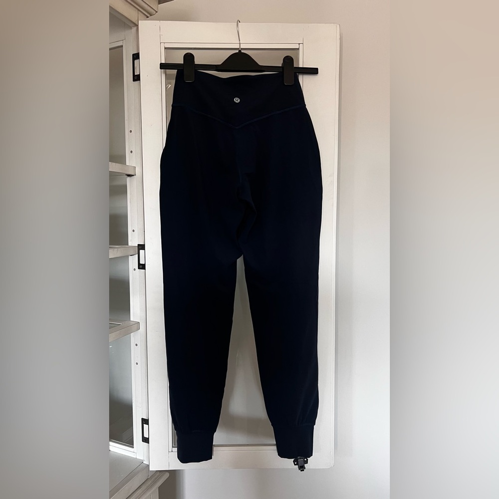 Lululemon Athletica Navy Blue Joggers - with pockets